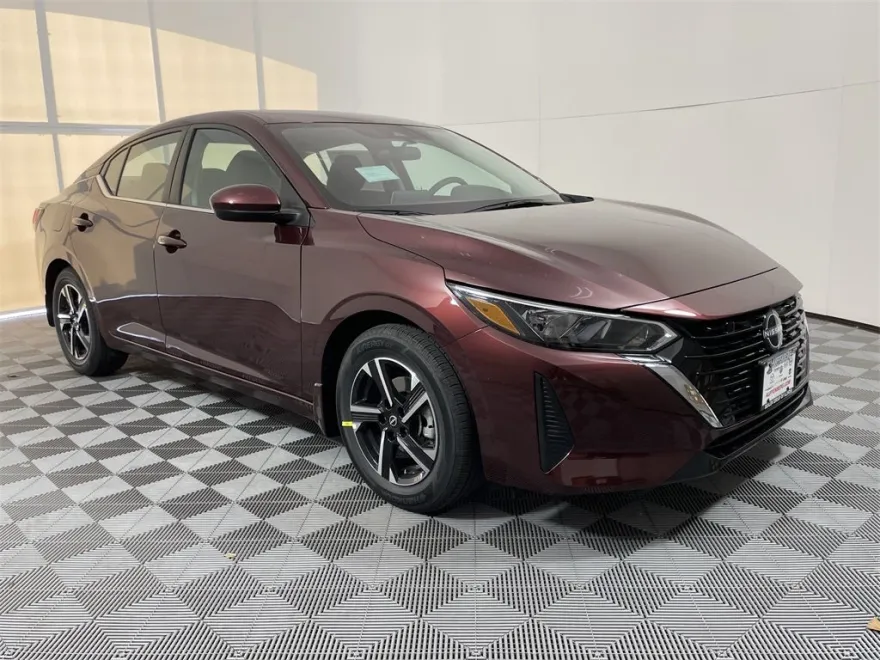 2025 Nissan Sentra SV photo 1