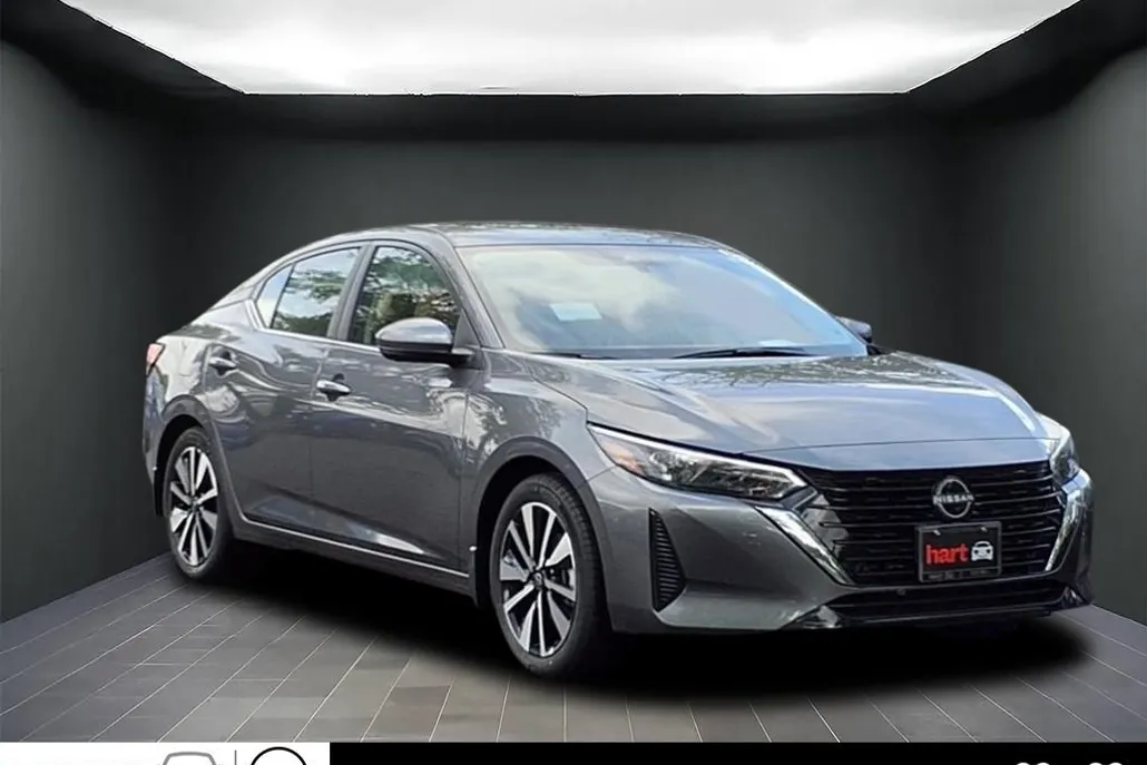 2025 Nissan Sentra SV photo 1