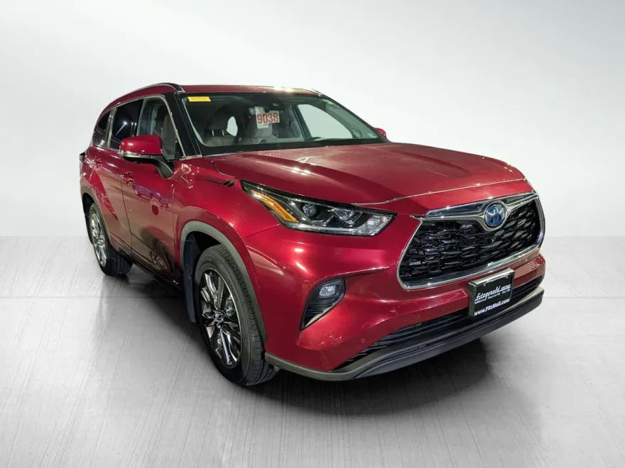 2023 Toyota Highlander Hybrid Limited photo 1