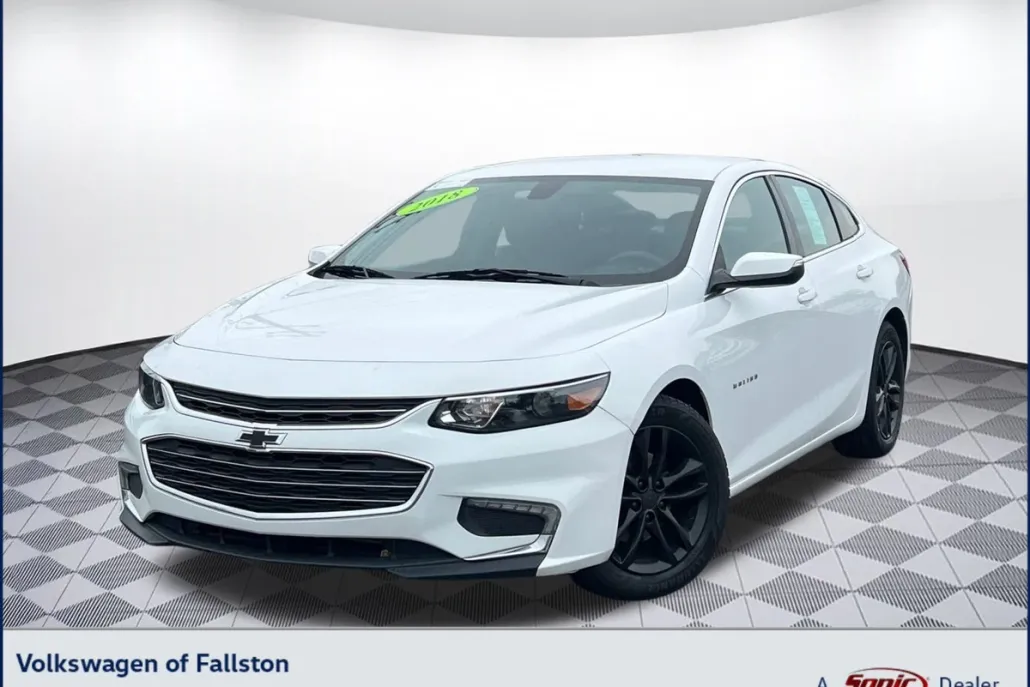 2018 Chevrolet Malibu 1LT photo 1