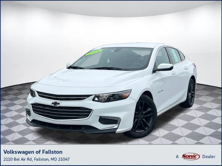 2018 Chevrolet Malibu 1LT photo 1