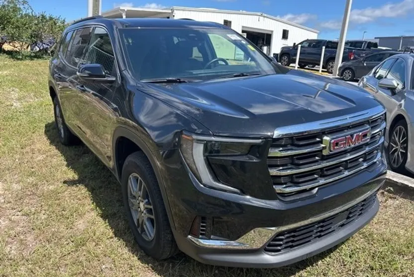 2025 Gmc Acadia Elevation photo 1