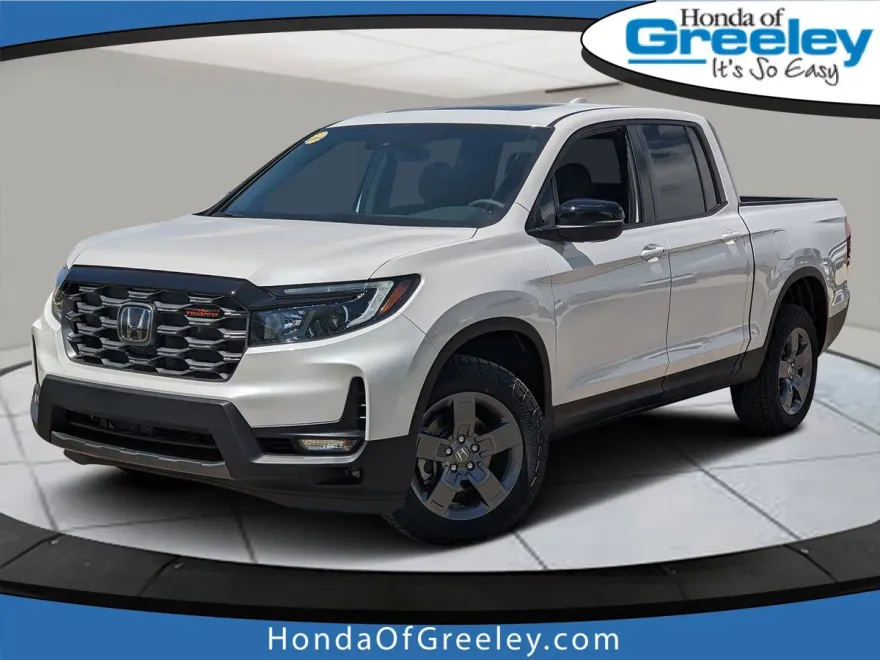 2025 Honda Ridgeline TrailSport photo 1