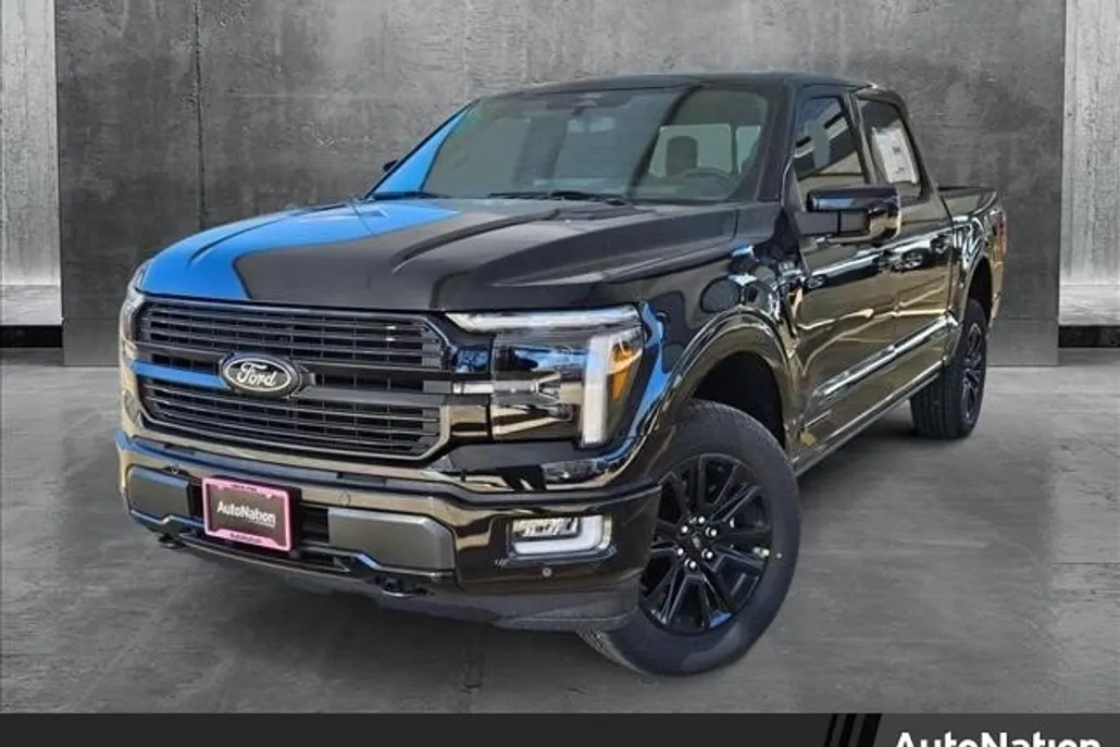 2025 Ford F-150 Platinum photo 1