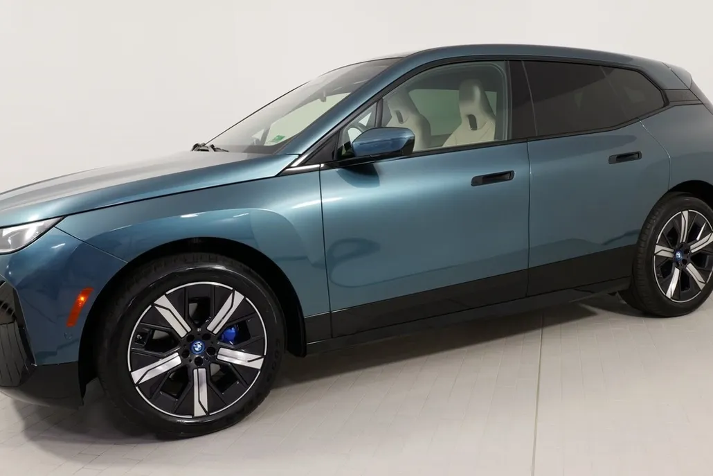 2025 Bmw iX iX xDrive50 photo 1