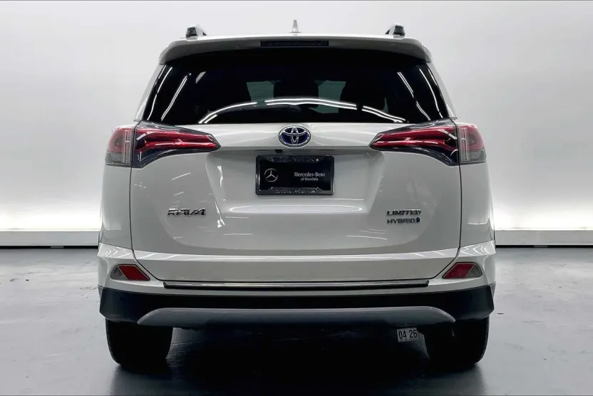 2018 Toyota RAV4 Hybrid Limited photo 1
