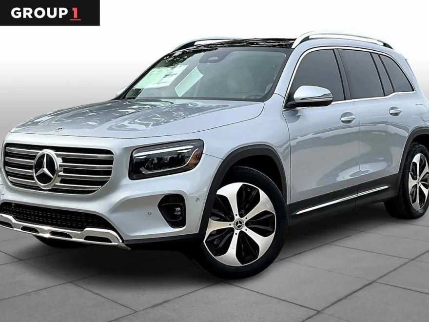 2025 Mercedes Benz GLB 250 photo 1