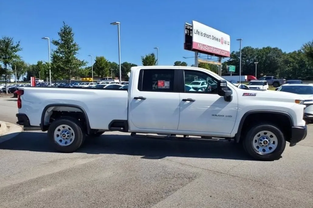 2024 Chevrolet Silverado 3500HD Work Truck photo 1