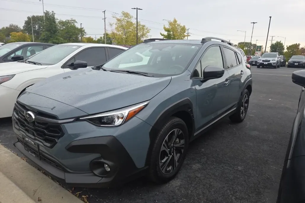 2024 Subaru Crosstrek Premium photo 1