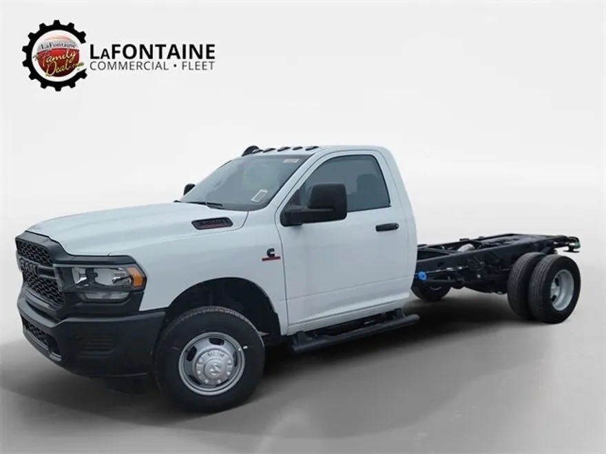 2024 Ram 3500 Tradesman photo 1
