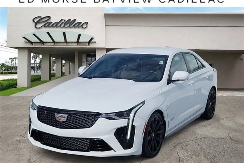 2022 Cadillac CT4 photo 1