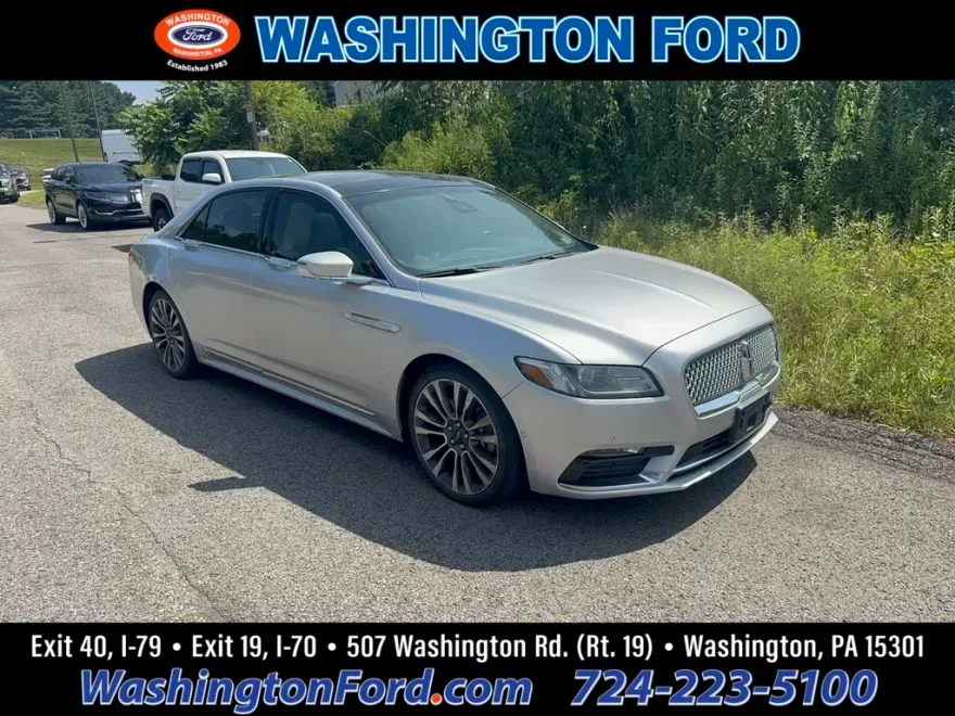 2017 Lincoln Continental Reserve photo 1