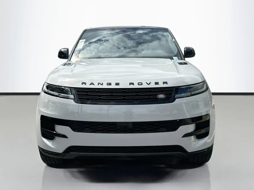 2025 Land Rover Range Rover Sport SE photo 1