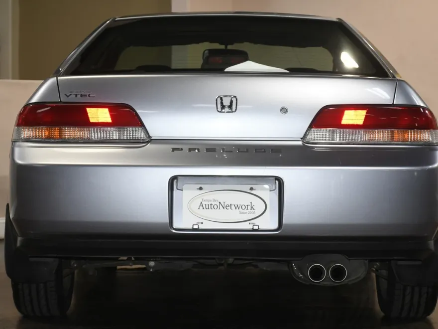 2000 Honda Prelude photo 1