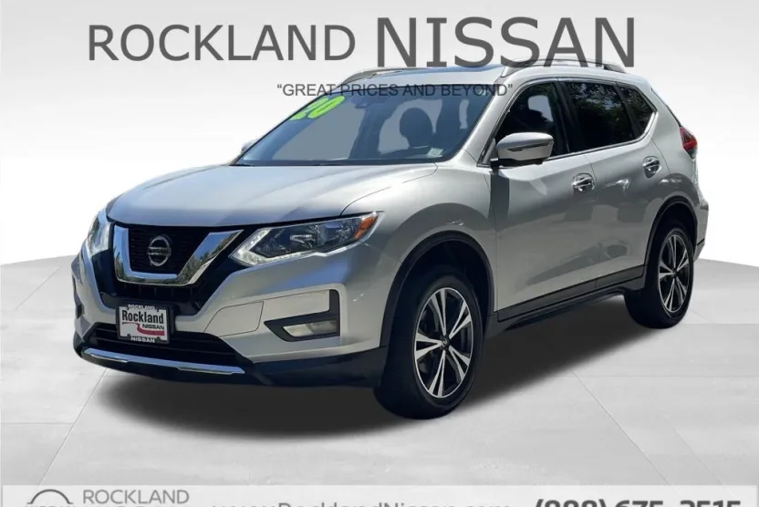 2020 Nissan Rogue SV photo 1