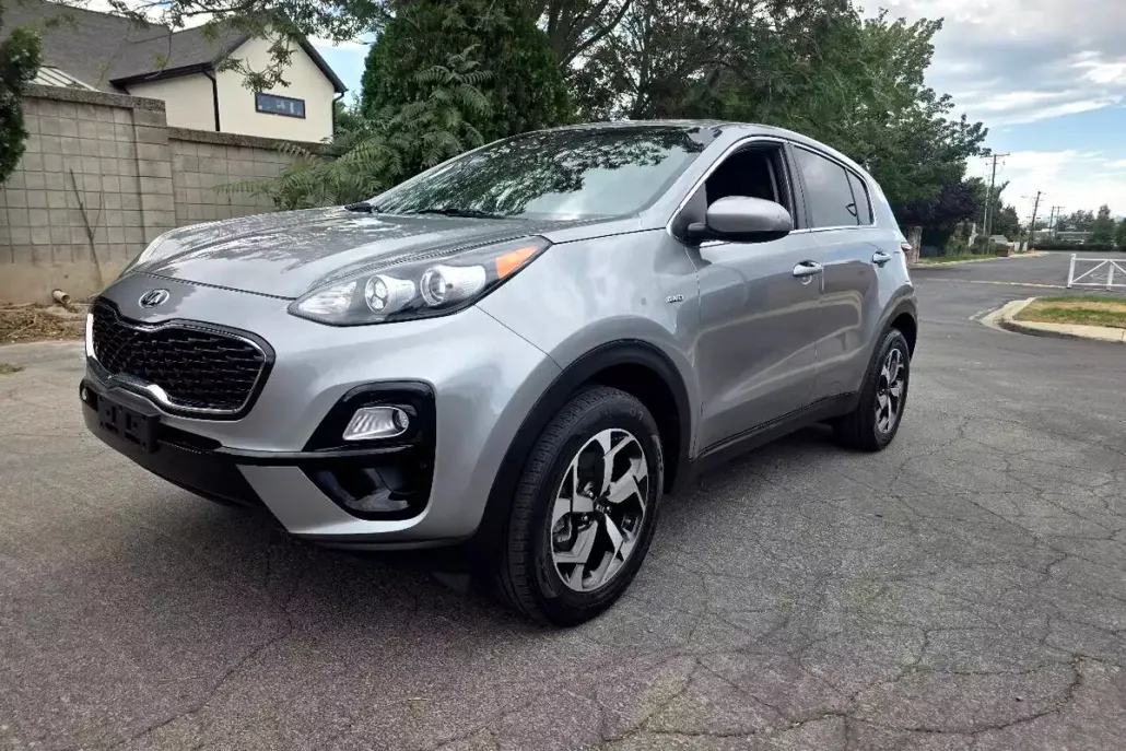 2020 Kia Sportage LX photo 1