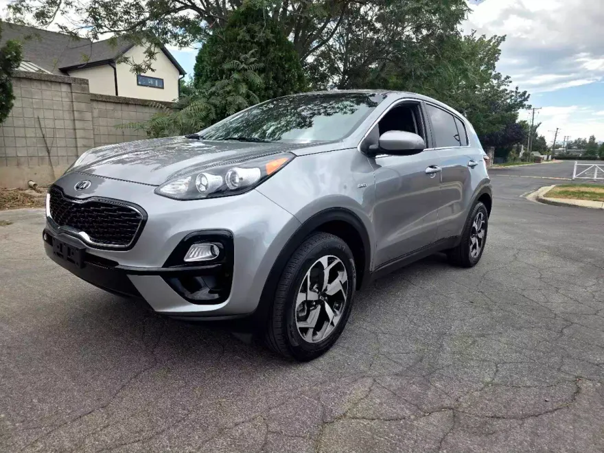 2020 Kia Sportage LX photo 1