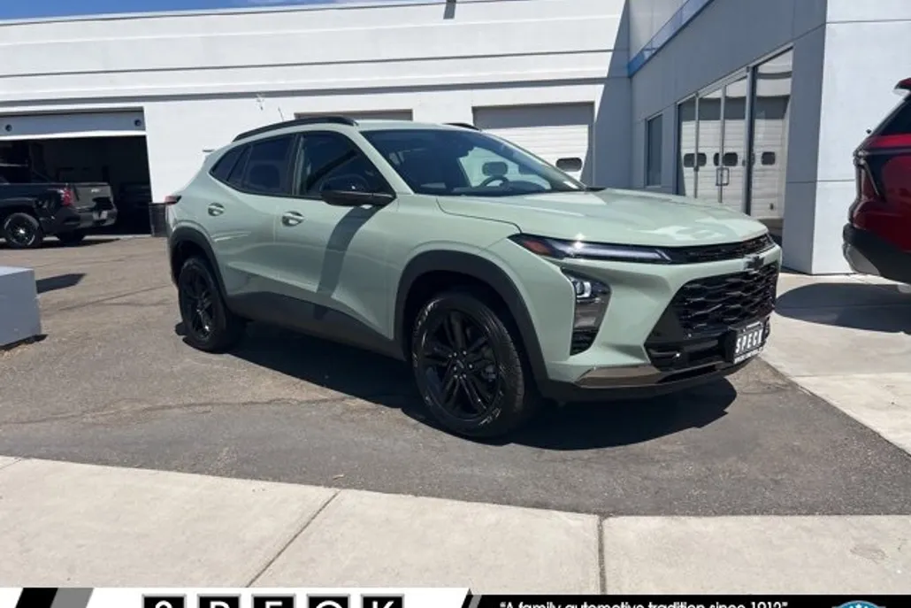 2025 Chevrolet Trax ACTIV photo 1