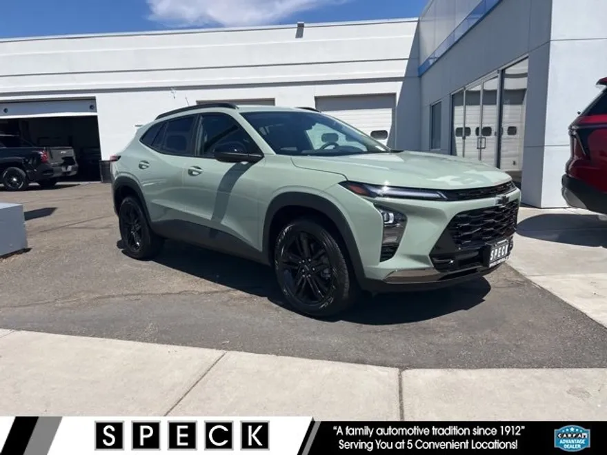 2025 Chevrolet Trax ACTIV photo 1