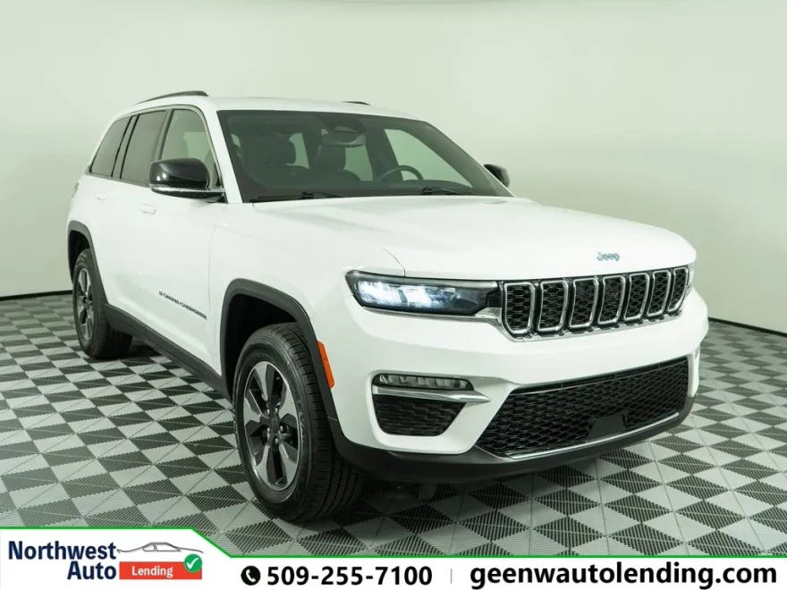 2024 Jeep Cherokee Limited 4xe photo 1