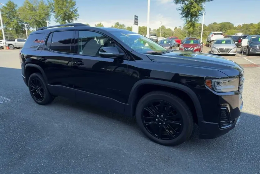 2023 Gmc Acadia SLT photo 1