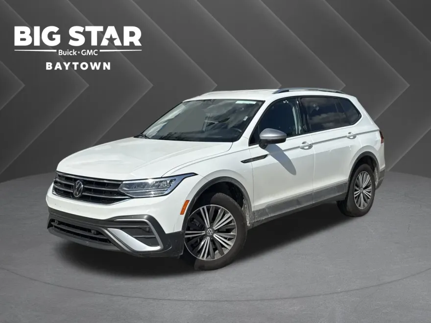 2024 Volkswagen Tiguan SE Wolfsburg Edition photo 1