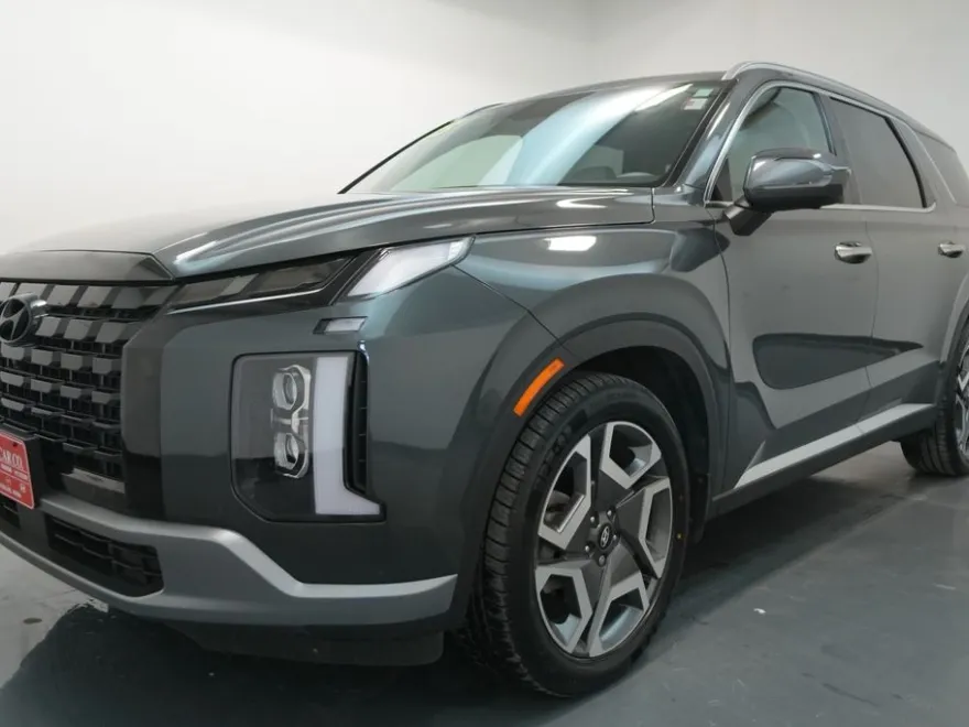 2023 Hyundai Palisade Limited photo 1