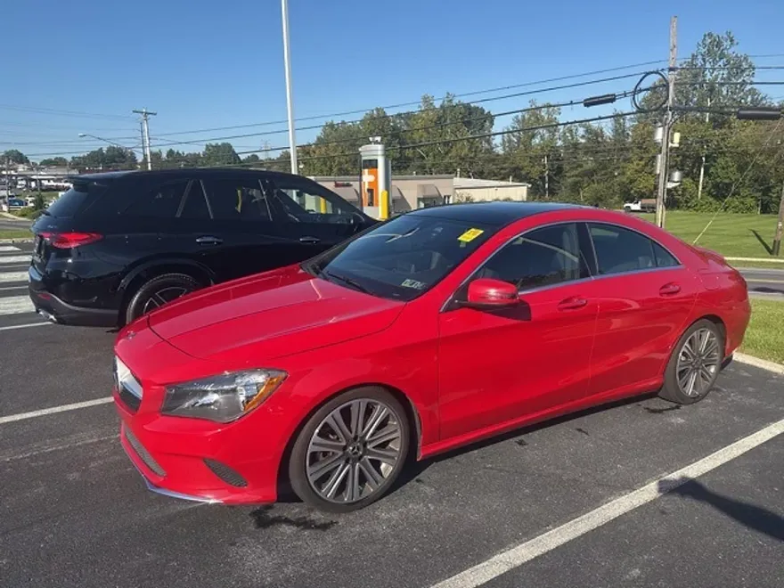 2019 Mercedes Benz CLA 250 4MATIC photo 1