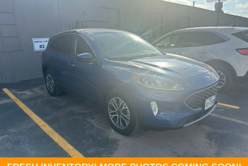 2022 Ford Escape SEL photo 1