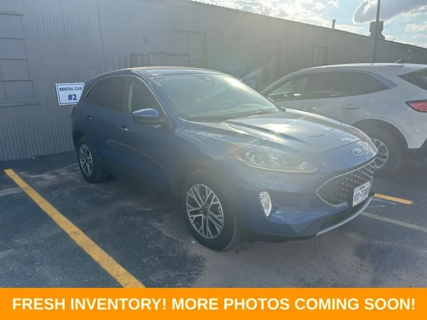 2022 Ford Escape SEL photo 1