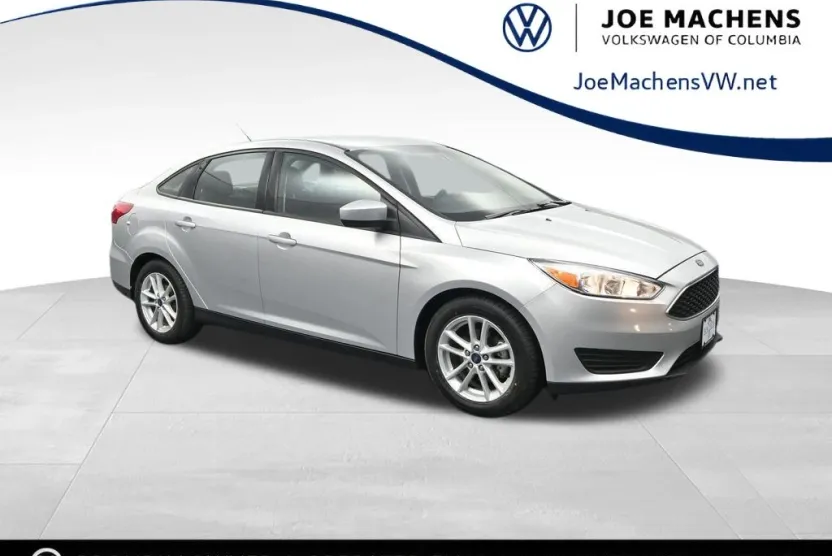 2018 Ford Focus SE photo 1