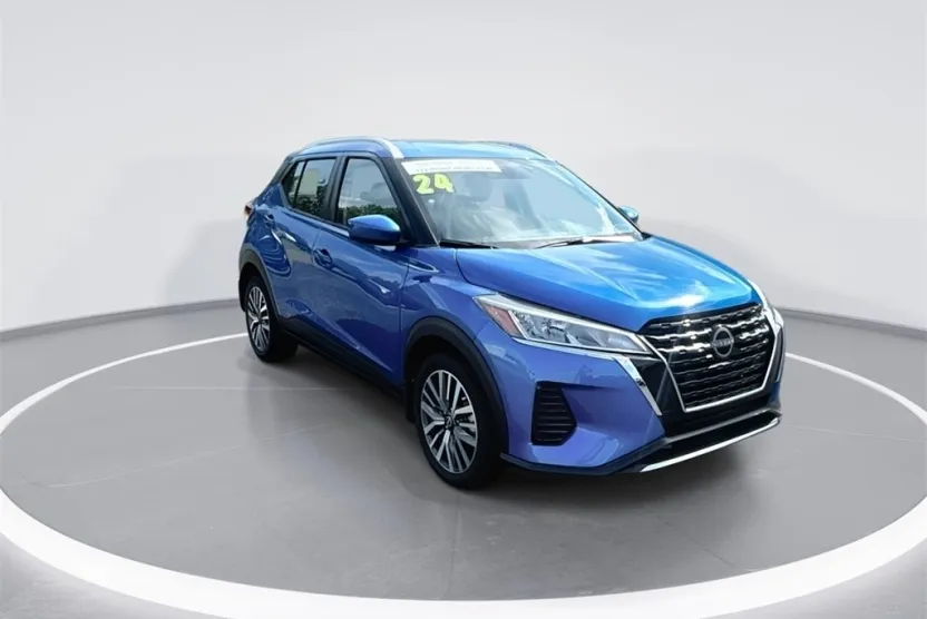 2024 Nissan Kicks SV photo 1