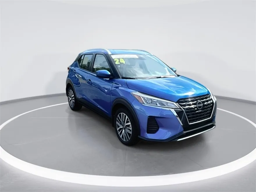2024 Nissan Kicks SV photo 1