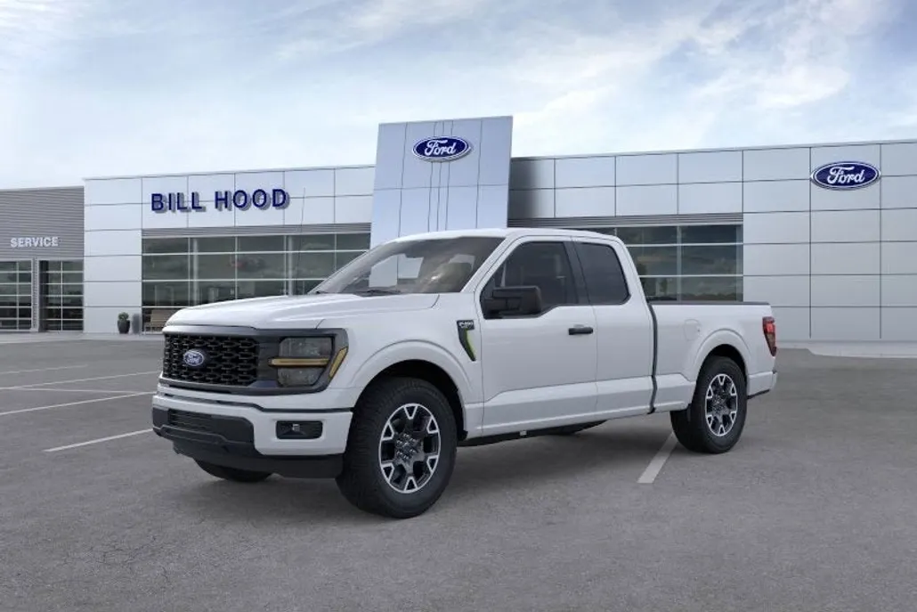2025 Ford F-150 STX photo 1