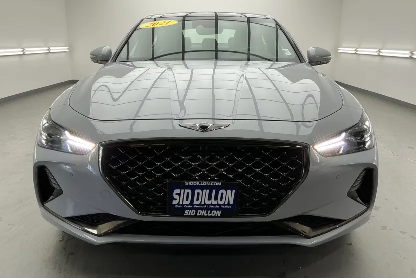 2021 Genesis G70 3.3T photo 1