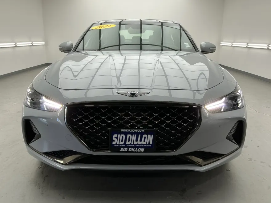 2021 Genesis G70 3.3T photo 1