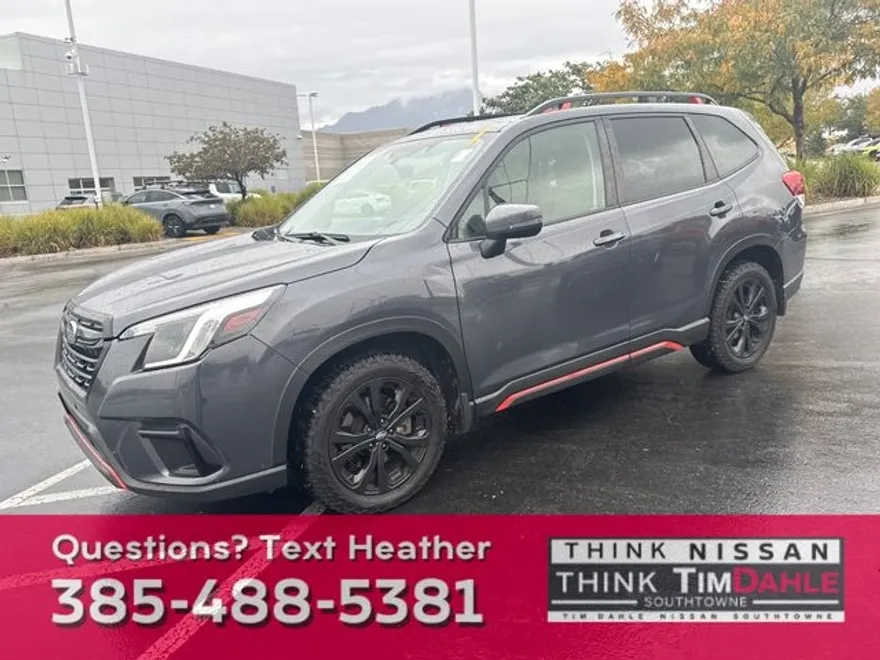 2022 Subaru Forester Sport photo 1