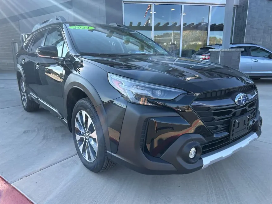 2024 Subaru Outback Limited photo 1
