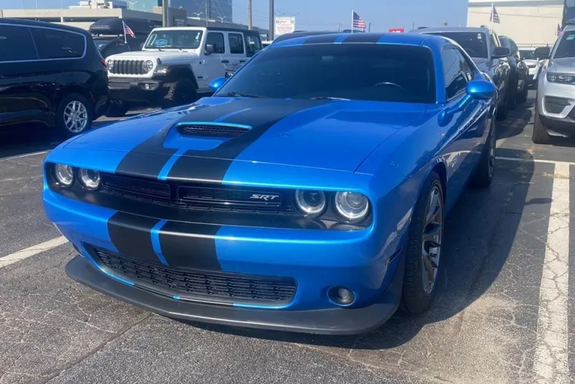 2015 Dodge Challenger SRT8 392 photo 1