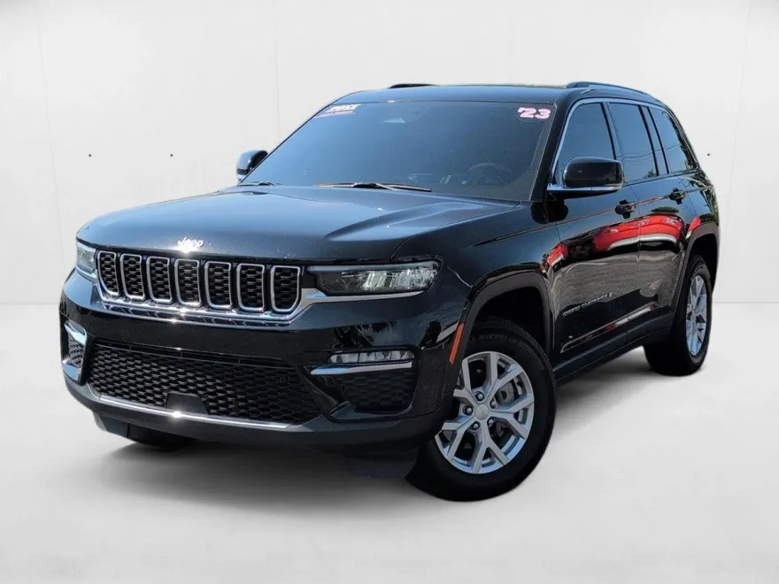 2023 Jeep Grand Cherokee Limited Sport photo 1