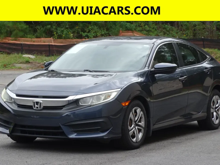 2017 Honda Civic LX photo 1