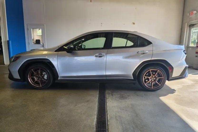 2022 Subaru WRX Premium photo 1