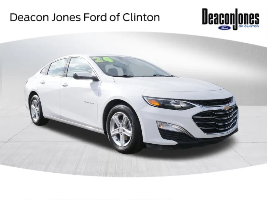 2024 Chevrolet Malibu LS photo 1