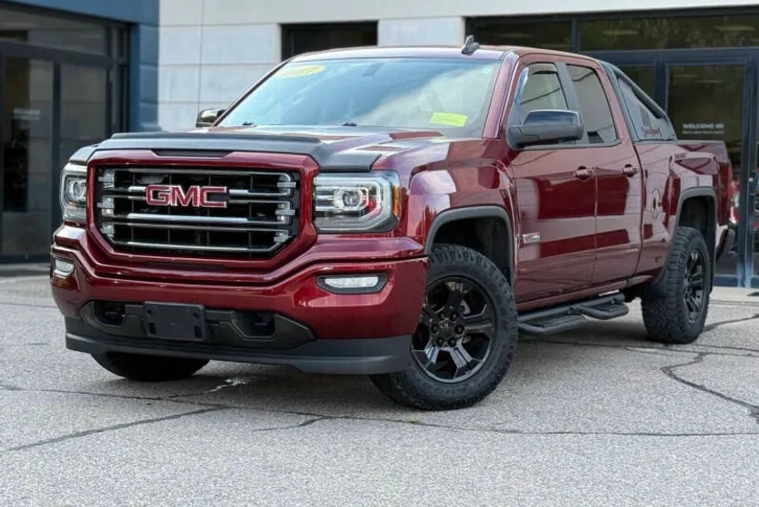 2017 Gmc Sierra 1500 SLT photo 1