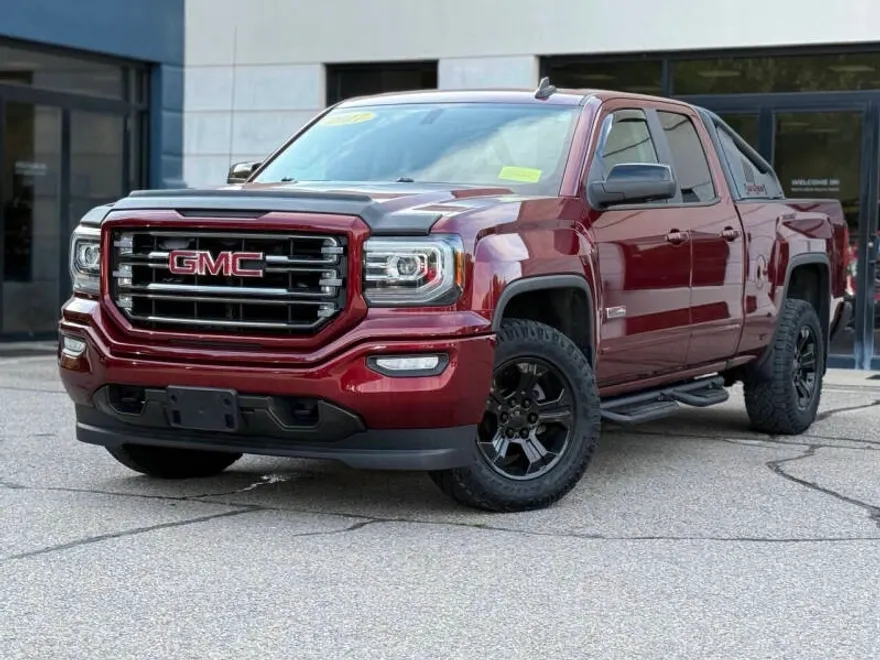 2017 Gmc Sierra 1500 SLT photo 1