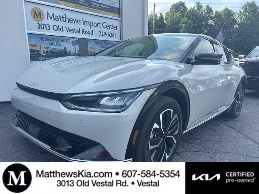 2022 Kia EV6 Wind photo 1