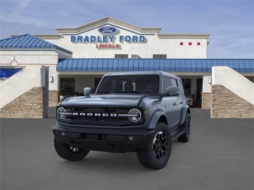 2025 Ford Bronco Outer Banks photo 1