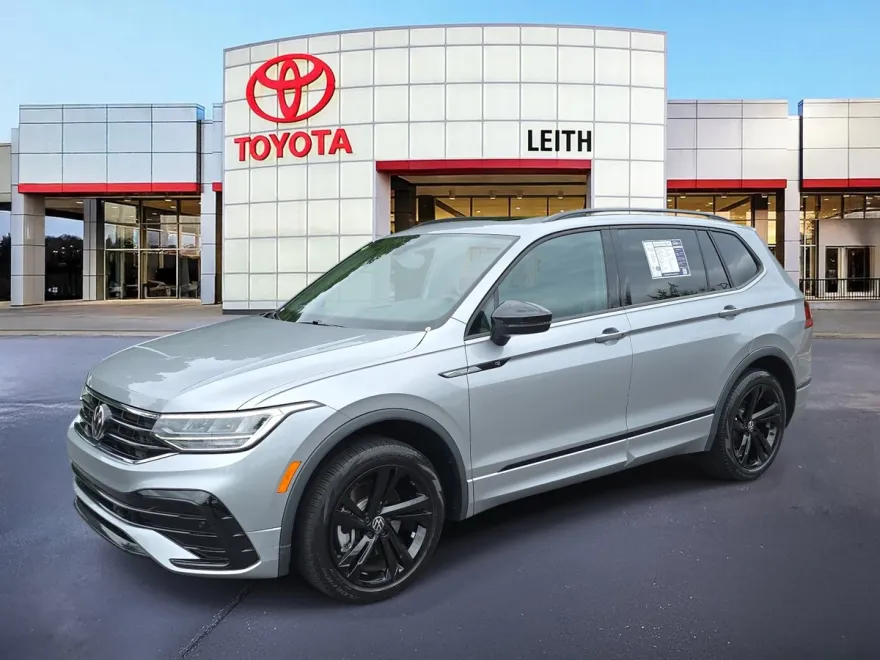 2023 Volkswagen Tiguan SE R-Line Black photo 1