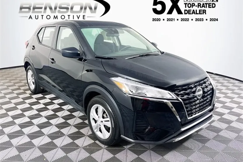 2024 Nissan Kicks S photo 1