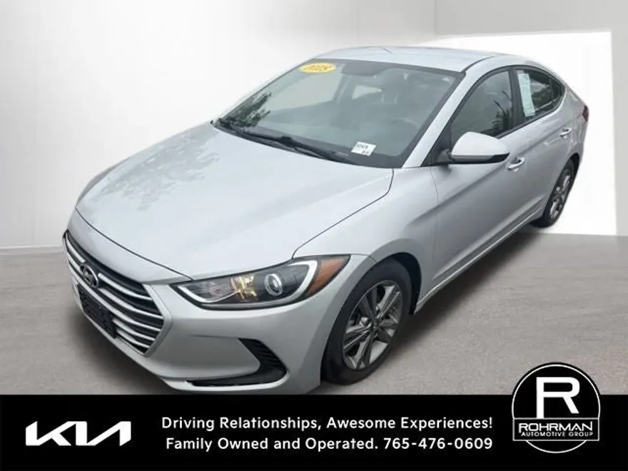 2018 Hyundai Elantra SEL photo 1